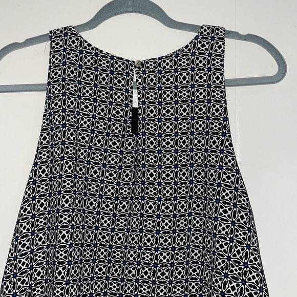 Sleeveless Layered Top SzM - Picture 4 of 7